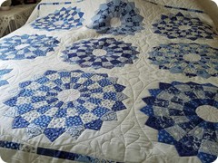 Pieced and quilted by Quilting Matilda